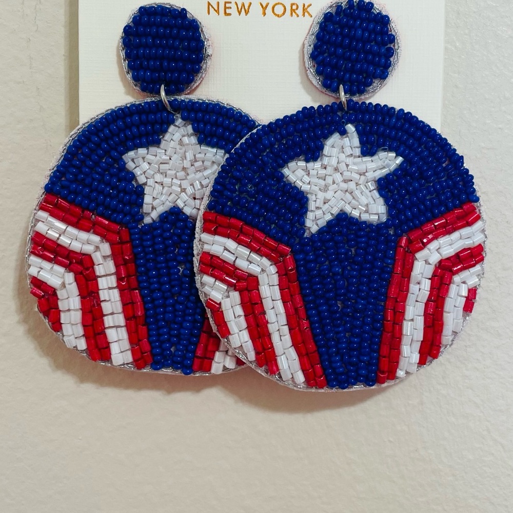 ❤️Red White Blue Beaded Patriotic Earrings